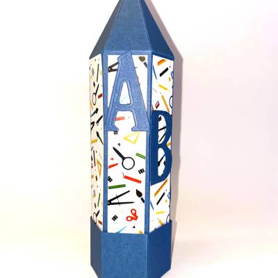 Geschenkverpackung Buntstift: Handgemachte Geschenkbox aus Karton zur Einschulung (6,2 x 22 cm)
