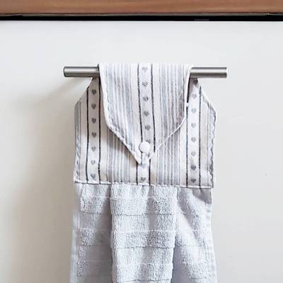 Frottee-Gästehandtuch Herzdekor – Praktisches Backofenhandtuch & Geschenk zur Wohnungseinweihung, Küchenhandtuch, Frottier