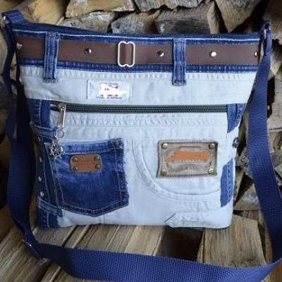 Jeans-Upcycling Crossbag, Umhängetasche im Patchworklook