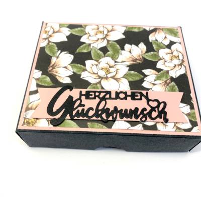 Geburtstagskuchen Bausatz – Handgemachte Geschenkverpackung 12x10x3 cm aus Tonkarton