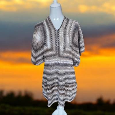 Sommerkleid, gehäkelt, Handarbeit