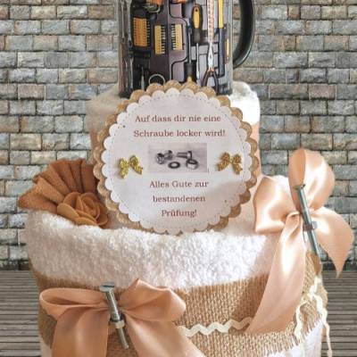 Lustiges Geschenk zur bestandenen Prüfung – Originelle Tasse & Handtuchtorte für Männer
