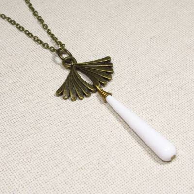 Vintage Halskette SCHWANENFLÜGEL mit weißer Tropfenperle – Handgemacht & Elegant (2419)