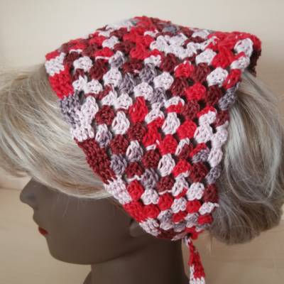Handgehäkeltes Kopftuch aus 100% Baumwolle – Bunt & Waschbar