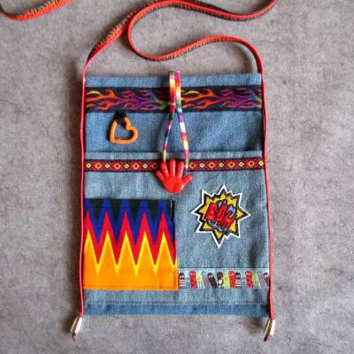 Kleine Jeanstasche, Upcycling, Handytasche, stylisch und nachhaltig, Umhängetasche