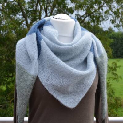 Alpaka / Seide Dreieckstuch " AM MEER " gestricktes von Feinestrick