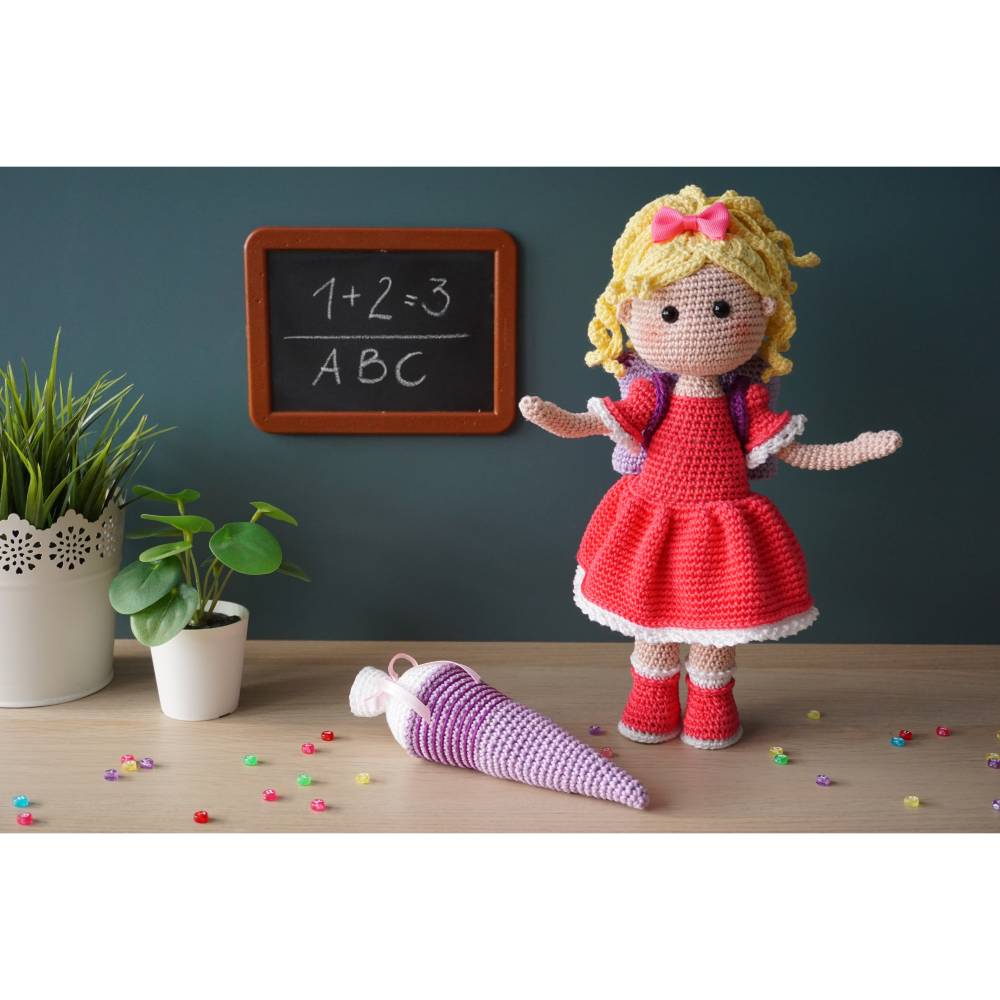 Häkelanleitung Schulkind Sophia - PDF Datei deutsch Bild 2