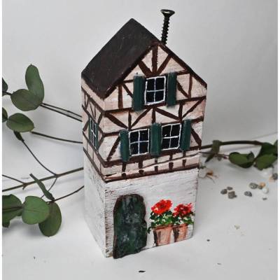Fachwerkhaus Altholz – Handbemaltes Holzhaus als Gartendeko & Hauseingang Deko Unikat