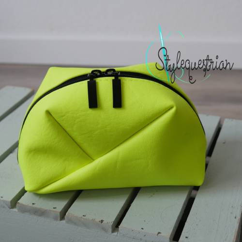 Neongelbes Kosmetiktäschchen Mini – Stylisch, auffällig & vielseitig für unterwegs