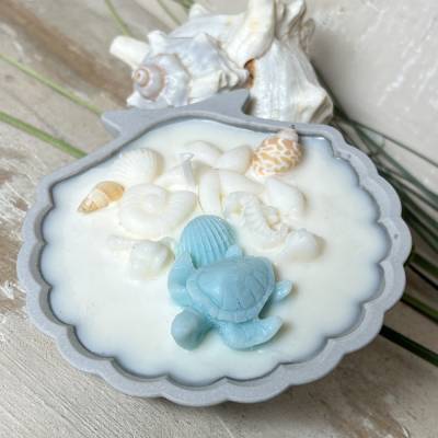 Ozeanfreund – Jesmonite Muschelkerze mit Schildkröte & Sojawachs