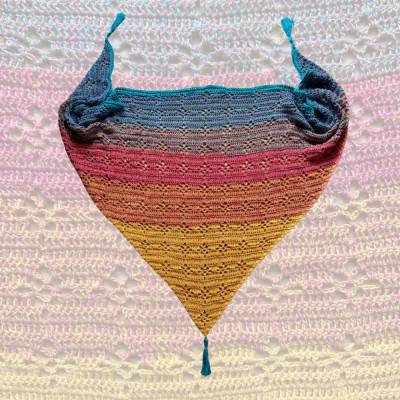 Häkelanleitung Dreieckstuch Ornamental Flower – Luftiges Tuch mit Blumenmuster