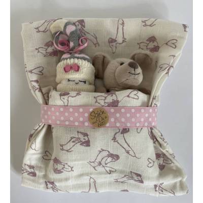 Babygeschenk für Mädchen, kleine Windeltorte mit Hund und Windelbaby, auch mit Name paresonalisiert
