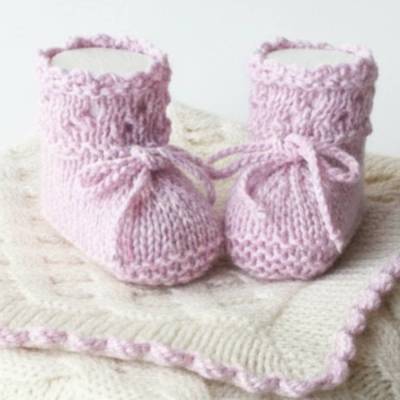 Babyschuhe gestrickt Alpaka Strickschuhe Baby uni neutral Taufe Taufschuhe 3-6 Monate puderrosa lilarosa Naturgarn