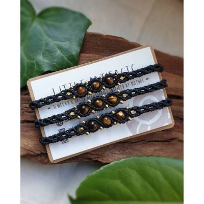 Personalisierbares Makramee Armband drei Halbedelsteinperlen // Heilsteinarmband CINTA