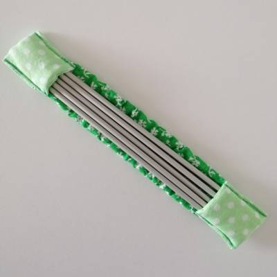 Nadelgarage – Nadelspieltasche für 20cm Nadeln mit Gummizug