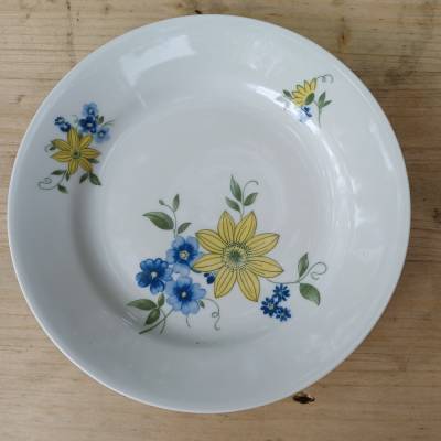Frühstücksteller aus Porzellan der 70er Jahre von Kahla – DDR Berlin-Grünau, Vintage
