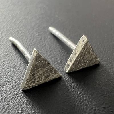 Dreieck Ohrstecker 925-Silber, gebürstet  - T75