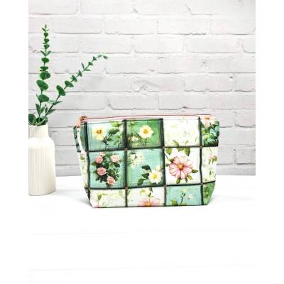 Projekttasche Blumen – Handgemachte Stricktasche mit Nadelgarage, 200g Wolle, Knit n Keep Garden