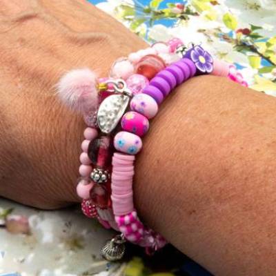 Sommerfrisches Perlenarmband Set, rosa – Boho Hippie Schmuck, stapelbar & Unikat, Geschenkidee Weihnachten Frau