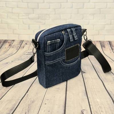 Kleine Umhängetasche aus Jeans – Upcycling Schultertasche 
