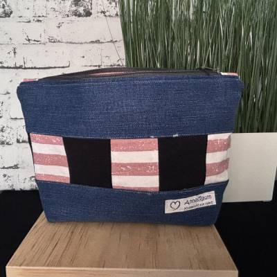 Kleine Reißverschlusstasche aus Jeans & Baumwolle – Upcycling Unikat mit Innentaschen