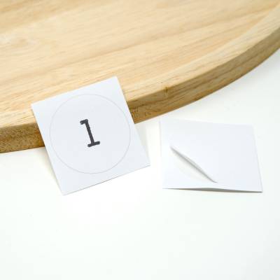 24 Adventskalender Zahlen, Stempel Schrift | Runde Aufkleber Adventskalender minimalistisch