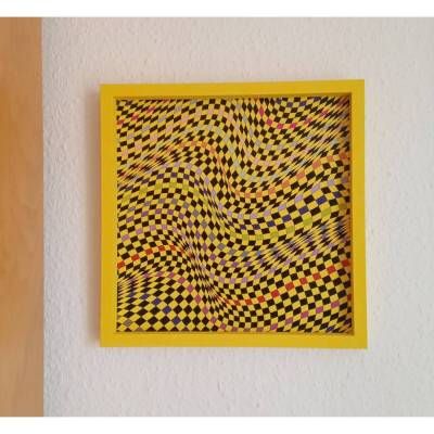 Optische Täuschungen Wellentuch mit Streifen  in vier Farben 30 x 30 cm