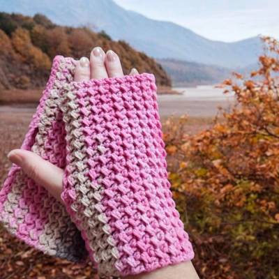 Handstulpen, gehäkelt, Handarbeit