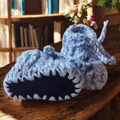 Gehäkelte Babyschuhe – Handgemachte Baby Puschen Unikat, Fußlänge 10cm