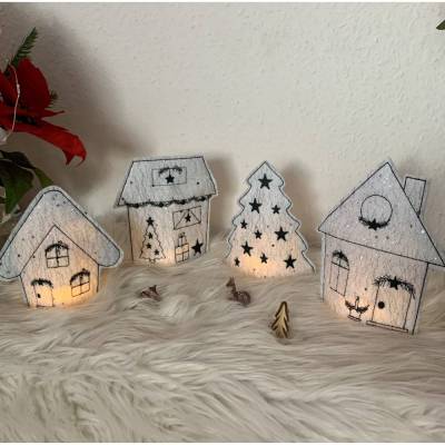 Stickdatei Winterdorf Weihnachten Lichthaus Set 1 In the Hoop – Häuser & Baum, 10x10 Set 768