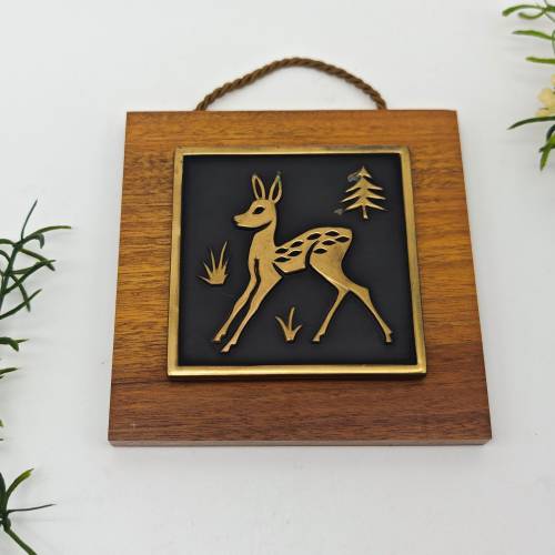 Wandbild Reh Hirsch Bambi Holz Messing 60er Jahre Midcentury Vintage quadratisch Atomic Age Wanddeko Dekor Nierentisch