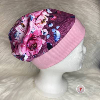 Beanie Mütze * lila Blumenbouquet