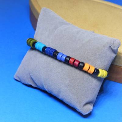 Armband, Freundschaftsband Regenbogen, aus Keramikperlen geknüpft, Armschmuck, Freund + Freundin