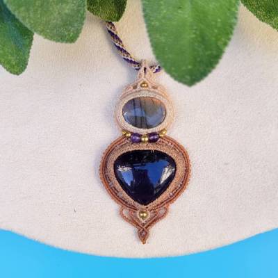 Makramee Halskette mit lila Labradorit & Amethyst – verstellbar, handgemacht