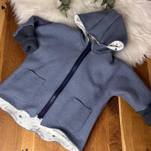 Walkjacke Schnecke Gr.104 – Handgemachte Kinderjacke aus Schurwolle & Bio Baumwolle