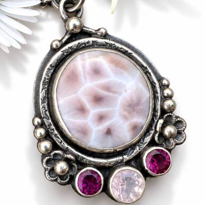 Pink Larimar, Rosa Opal, Rosenquarz, Rhodolith Granat, Halskette, Meer Schmuck, Strand, Ozean, Sommer, Blumen