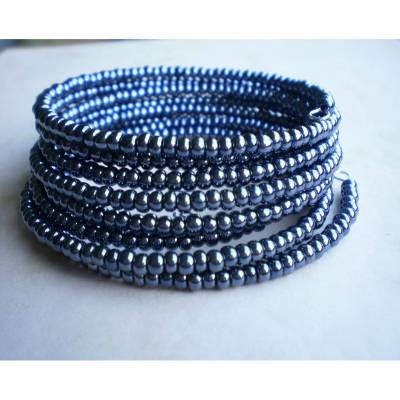 Spiralarmband Armreifen nachtblau blutstein Rocailles 3,5 mm – handgefertigt & modisch