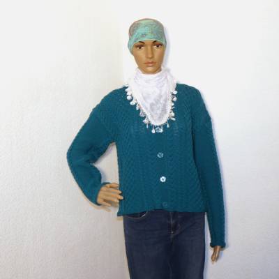Handgestrickte Damen-Jacke Türkis aus Merinowolle im Landhausstil – Perfekt zu Dirndl & Trachten