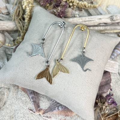 Ohrringe „Stormy Sea“ - Raffinierte zweifarbige Edelstahl-Ohrstecker mit Flosse und Rochen