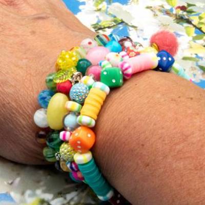 Sommerfrisches Perlenarmband Ohrhänger Set, bunt, Hippie Schmuck, Unikat, Geschenkidee KCA "Twin Set"