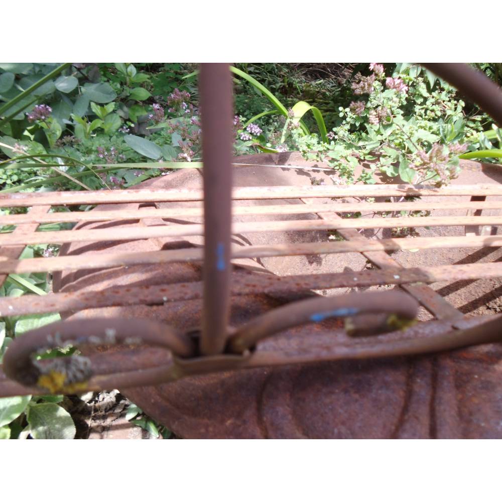Vintage Blumenkastenhalter Blumenkasten Wandhalter Wandkorb Blumenkorb  Eisen Rost Wandhalterung Gartendeko Landhaus Gart
