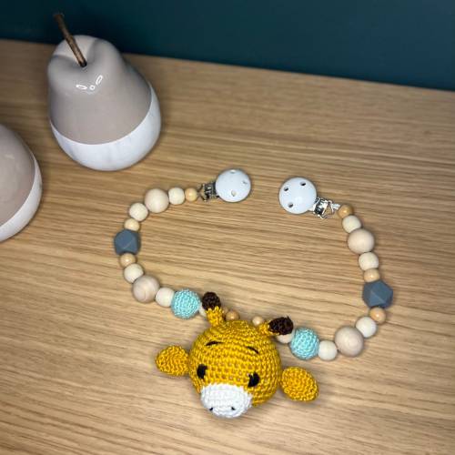 Kinderwagenkette Giraffe – Handgemachtes Accessoire für den Kinderwagen