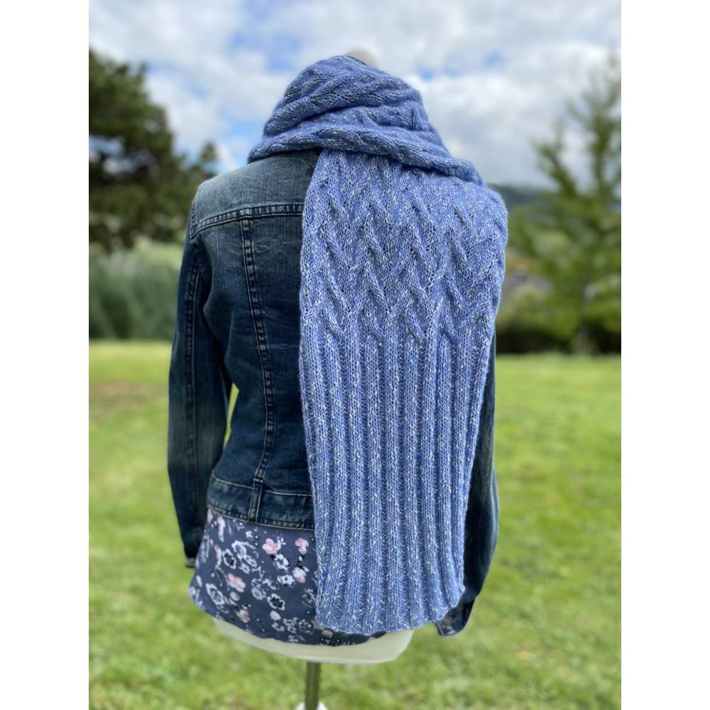 Strickanleitung Lizas Tuch Braid Lines Bild 8
