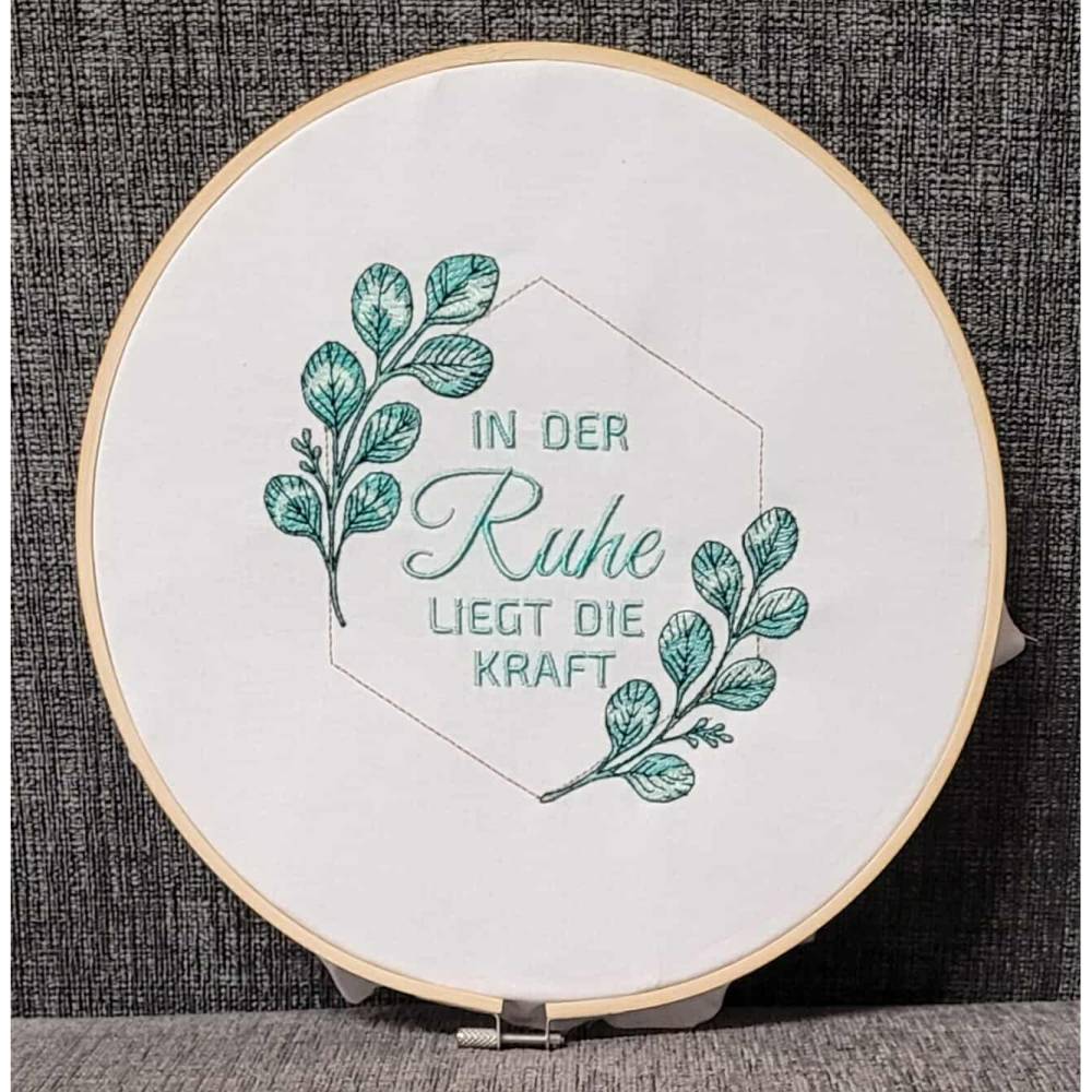 Stickdateien Spruch Ruhe mit Rahmen ab 10x10 – 4 Motive, Shabby Design, Eukalyptus, Download Bild 5