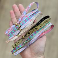 „Beach Vibes“ clean - Maritime gewebte Armbänder in sommerlichen Farben mit Message