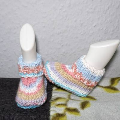 1 Paar gestrickte Schuhe, Babyschuhe, Babyschühchen, Boots, Stiefel Größe 15-17 (9,5cm Sohle)