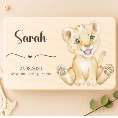 Erinnerungskiste  "Babylöwe"  personalisiert mit Namen und Geburtsdaten. Erinnerungsbox Geschenk zur Geburt Taufe