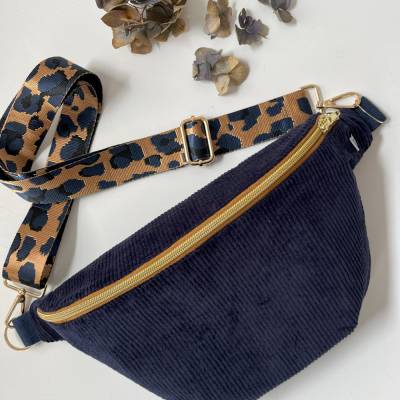 Crossbag MARINE aus Breitcord – Bauchtasche & Umhängetasche mit LEO Wechselgurt von zimtblüte