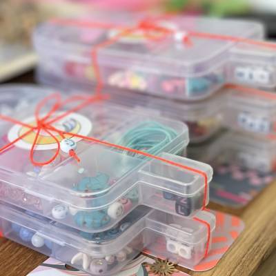 „Ocean Treasures“ - DIY-Sets für individuelle, maritime Armbänder