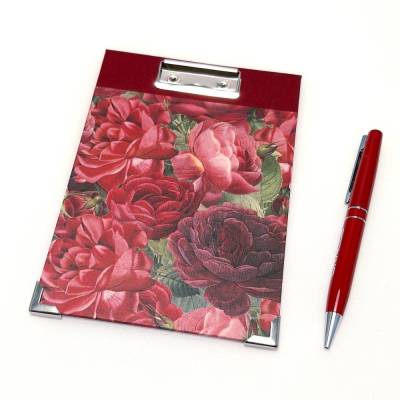 Klemmbrett DIN A6 mit Rosenmuster – Schreibunterlage 12,0 x 17,0 cm – Handgefertigt